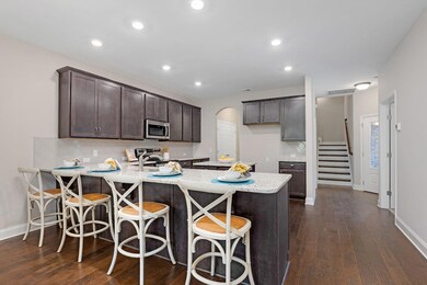 BW2 Ashleigh Kitchen and Island