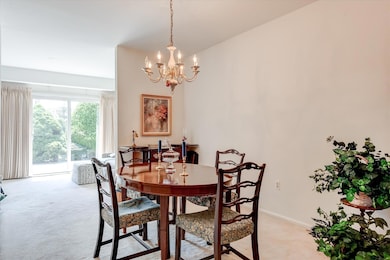 07-Dining Room