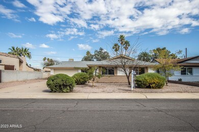 Front view of home