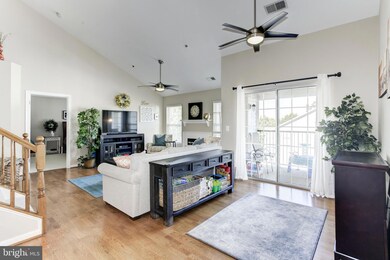 11506 Sperrin Cir unit 402, Fairfax, VA 22030 - photo 7