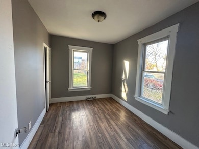 348 11th St, Elyria, OH 44035 - photo 7