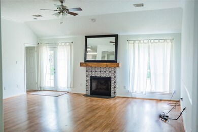 7210 Birchtree Forest Dr, Houston, TX 77088 - photo 4