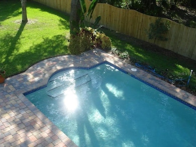 4119 Woodacre Ln, Tampa, FL 33624 - photo 4