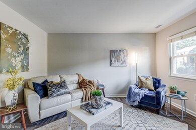 230 Candle Light Ln, Glen Burnie, MD 21061 - photo 3