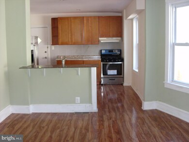 816 Clifton Ave, Darby, PA 19023 - photo 2