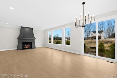 207 Mountain View Ln, Milford, MI 48381 - photo 6