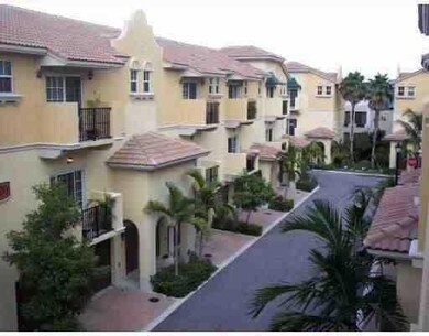 2532 SW 14th Ave unit 301, Fort Lauderdale, FL 33315 - photo 2