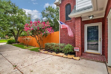 Circle drive for easy access in and out!