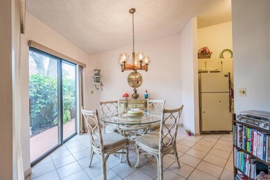 391 Springdale Circle-6