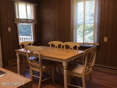 565 W Housatonic St, Pittsfield, MA 01201 - photo 5