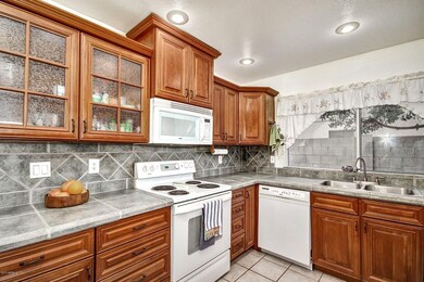 kitchen 4