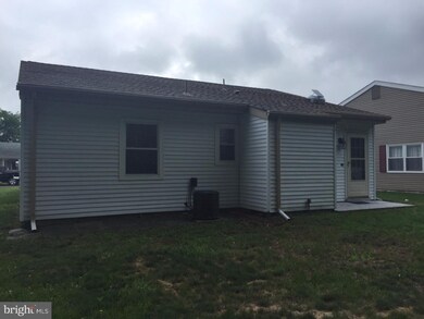 16 Chesterfield Ct, Southampton, NJ 08088 - photo 2