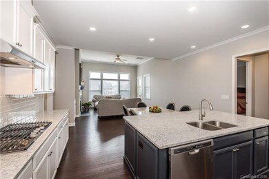 Kitchen / Breakfast