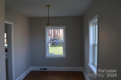 417 N Center St, Statesville, NC 28677 - photo 5