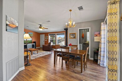 Dining Room (2)