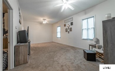 809 Decatur St, Lincoln, IL 62656 - photo 6