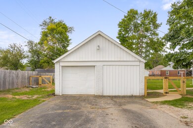 132 Coovert St, Columbus, IN 47201 - photo 3