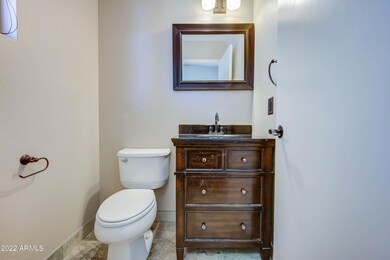 Guest/Powder Room