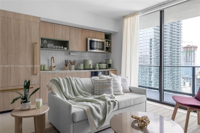 Natiivo Miami unit 3002, Miami, FL 33132 - photo 2