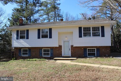 21525 Lynn Dr, Lexington Park, MD 20653 - photo 2