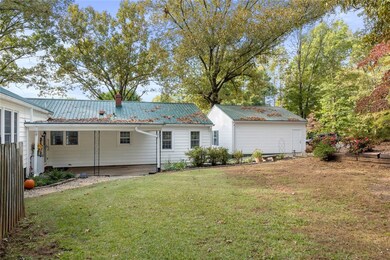 104 N Lovingood Ave, Walhalla, SC 29691 - photo 6