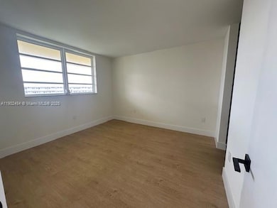 2930 Point East Dr unit E610, Aventura, FL 33160 - photo 5