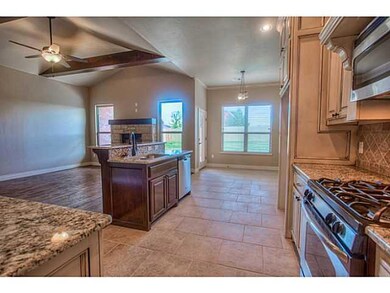 724 NE 23rd St, Moore, OK 73160 - photo 4