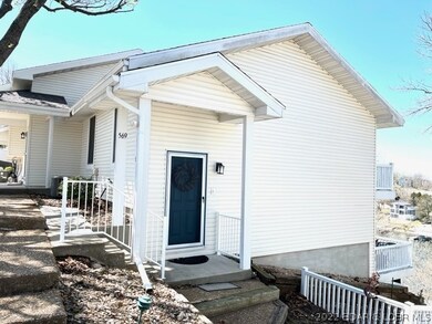 Great location off of HH!