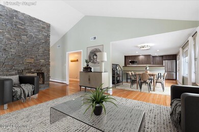 65-watermark_Property_910B_DSC02079_21-0