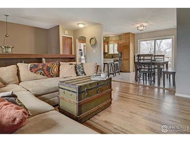 Living Room w/ Oak Hardwoods