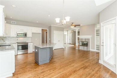 20504 W 98th Place, Lenexa, KS 66220 - photo 5