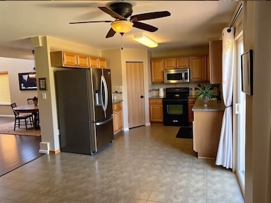 2289 Grand Pointe Trail, Aurora, IL 60503 - photo 6