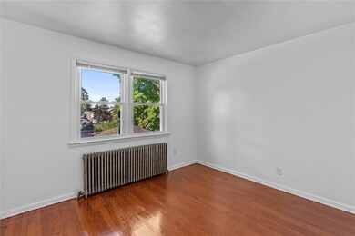 17 College Ave unit 2FL, Poughkeepsie, NY 12603 - photo 7