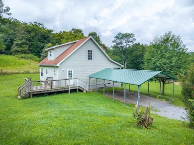 122 Walnut Grove Rd, Narrows, VA 24124 - photo 4