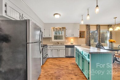 4925 Greenwood Dr, Gastonia, NC 28052 - photo 6