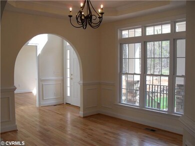 Dining Room - Formal dining room with tray ceiling