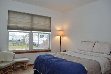 147 Pine Hill Ct, North Aurora, IL 60542 - photo 7