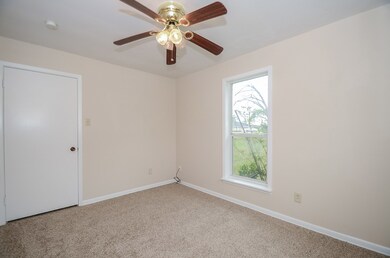 305 Leon Rd, Rosenberg, TX 77471 - photo 6