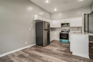 8531 Vassar Ave, Raytown, MO 64138 - photo 3