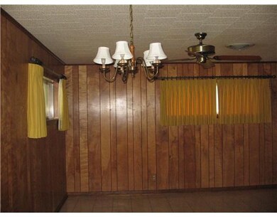Den/Family/Great Room.