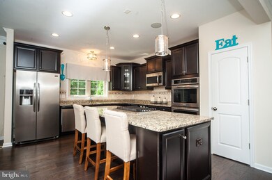 705 Calvin Ct, Severn, MD 21144 - photo 7