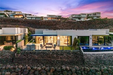 650 Scenic Cliff Dr, Henderson, NV 89012 - photo 2