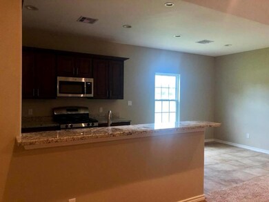 2426 Hedgerose Ln, Bay City, TX 77414 - photo 6