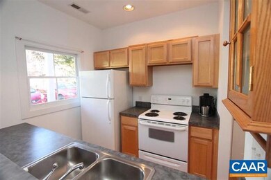 211 5th St SW, Charlottesville, VA 22903 - photo 3