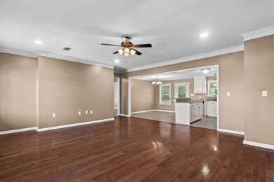 26_E_Spruce_St-6