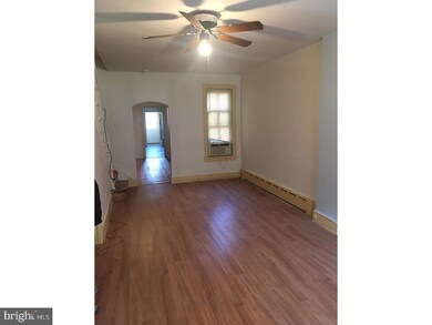 304 Carpenter St, Reading, PA 19602 - photo 5