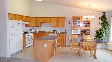 2933 Silver Chase Ct unit 17, Anchorage, AK 99507 - photo 2