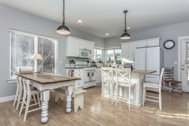 61227 Fairfield Dr, Bend, OR 97702 - photo 3