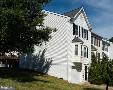 18 Lanhill Ct, Halethorpe, MD 21227 - photo 4