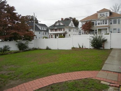 37 Hillside Ave, Lawrence, MA 01841 - photo 4